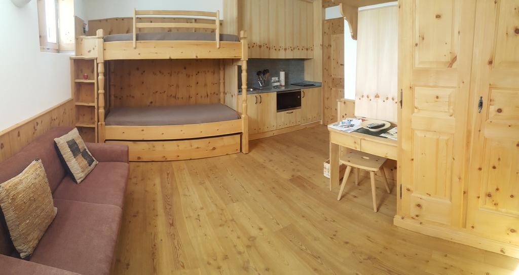 Relaxing Confortable Studio, Heated Garage, Skiroom Samedan Exterior photo